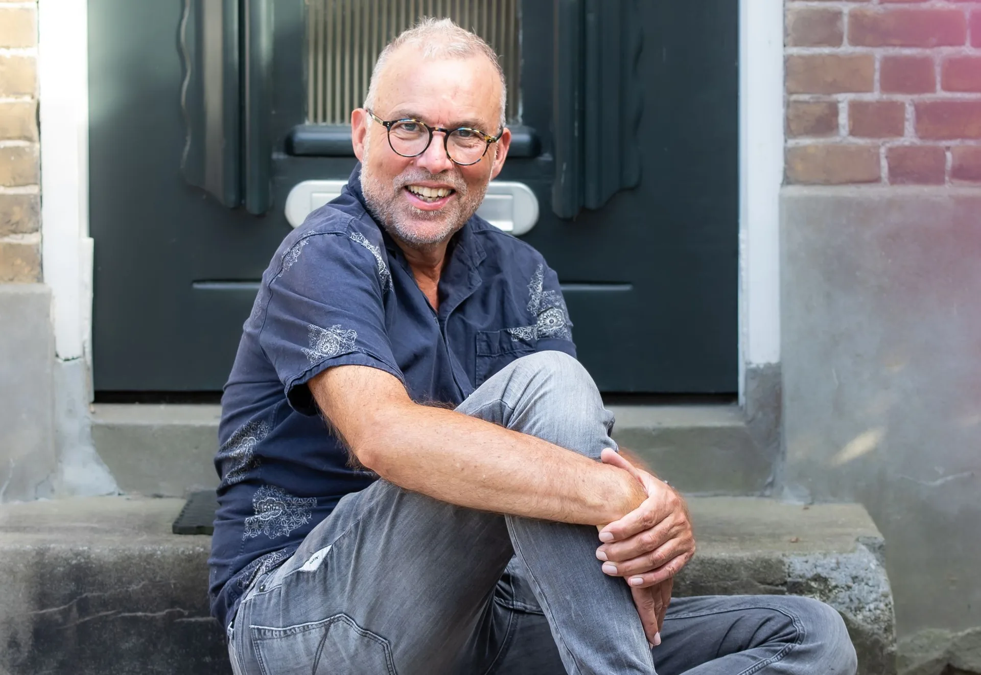 Chris Hartman, ervaringsdeskundige ouder, begeleidt de training samen met Chantal